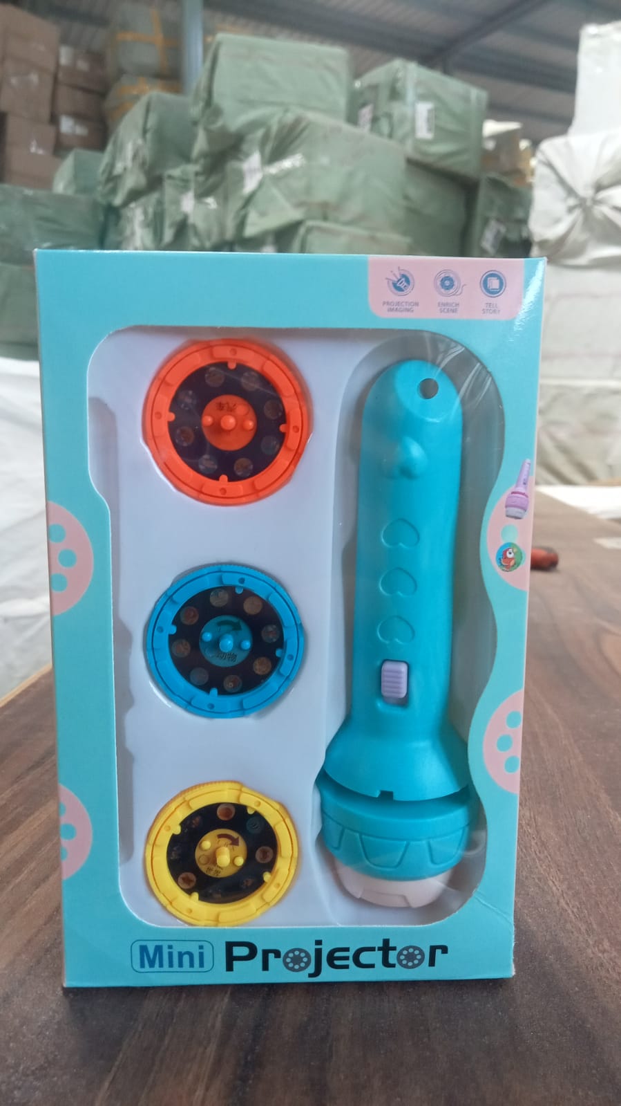 Mini Slide Projector for Kids with 3 Slide and Animated Pattern, Flashlight Torch for Kids, Projector Torch, Educational Learning Toy Mini Slide Projector for Kids with 3 Slide and Animated Pattern, Flashlight Torch for Kids, Projector Torch, Educational Learning Toy